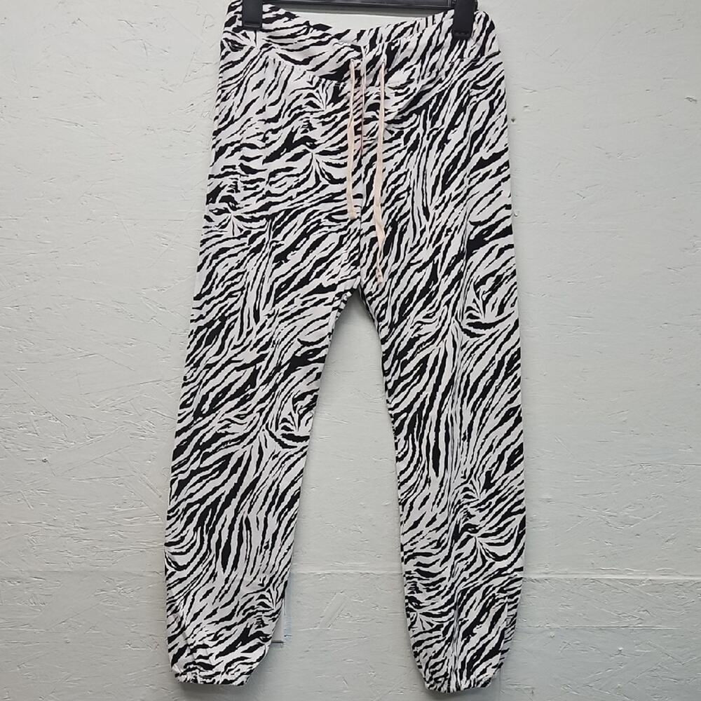 NWT Sundry Small Zebra Print Jogger Pants. Sundry Size 1 (Small 4-6). NEW!